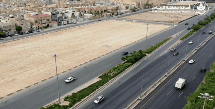 أمانة منطقة الرياض تواصل دعوة الملاك لاستخراج التصاريح اللازمة لتسوير الأراضي الفضاء داخل العاصمة